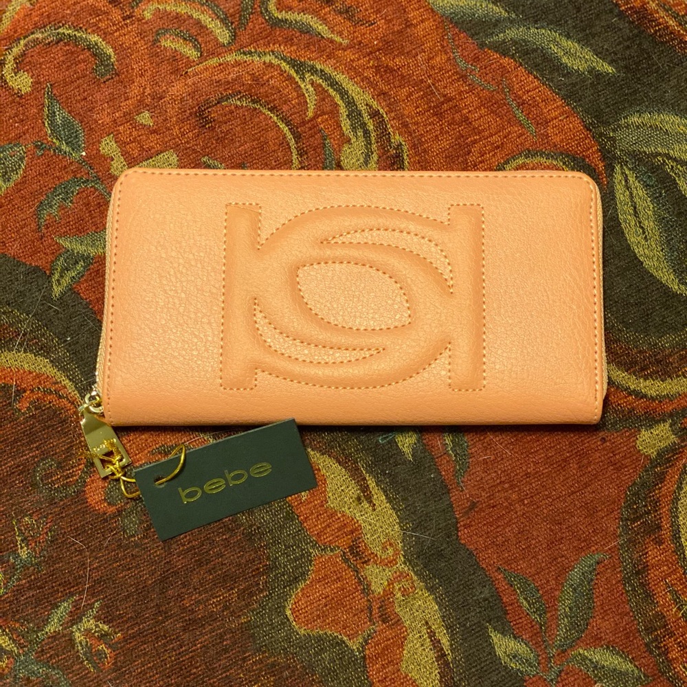 NWT Bebe Wallet